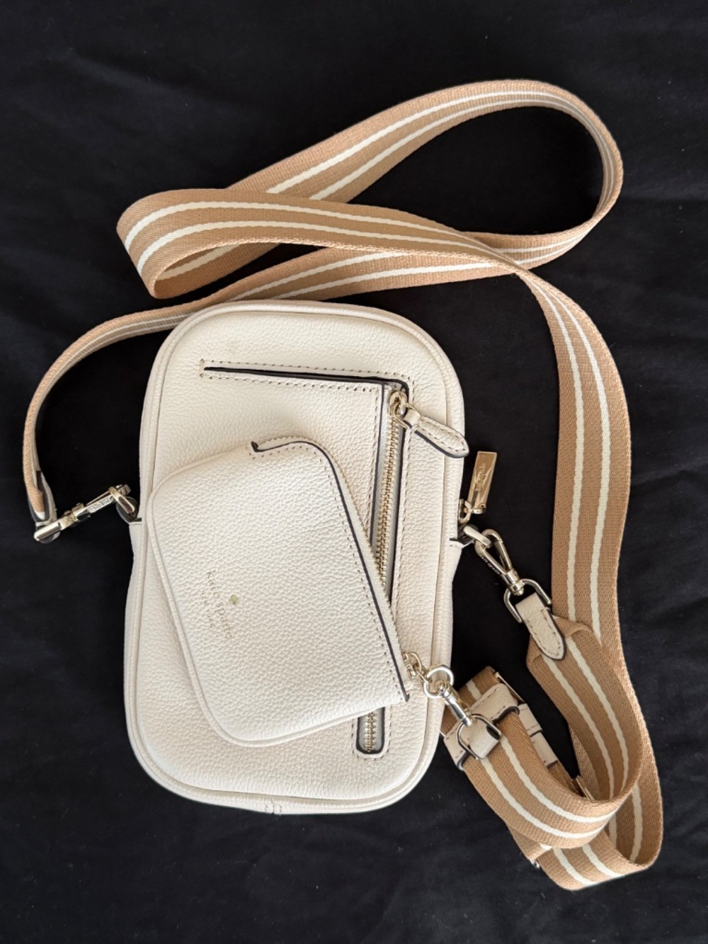 Kate Spade New York Rosie Pebbled Leather North South Phone Zip Crossbody - Picture 2 of 3